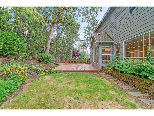 12616 Sw 60TH Ct, Portland, OR 97219