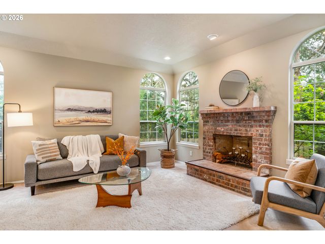 12616 Sw 60TH Ct, Portland, OR 97219