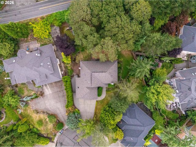 12616 Sw 60TH Ct, Portland, OR 97219