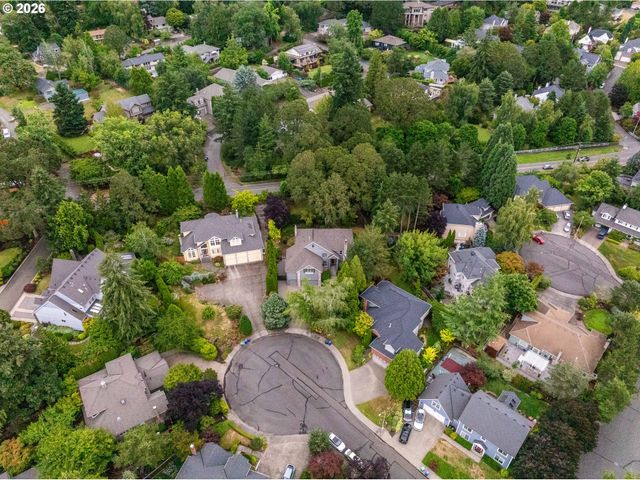 12616 Sw 60TH Ct, Portland, OR 97219