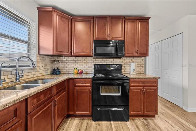 4945 91ST AVENUE N 30, Pinellas Park, FL 33782