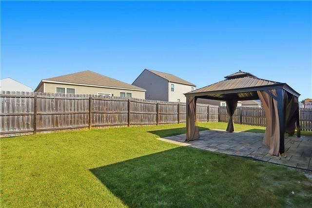 2017 Sawgrass Drive, Hampton, GA 30228