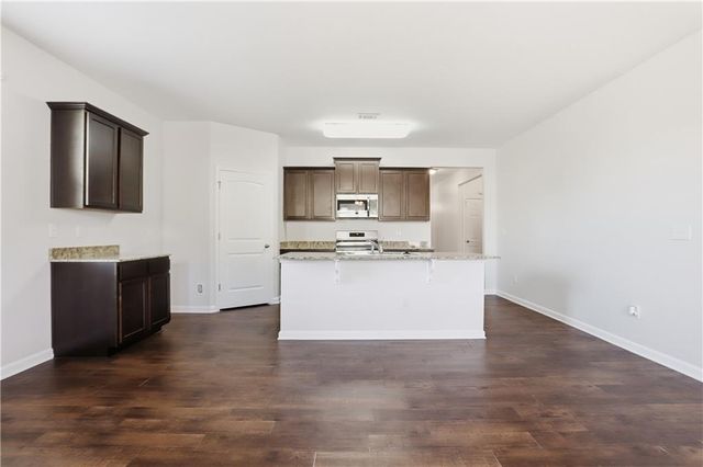 2017 Sawgrass Drive, Hampton, GA 30228