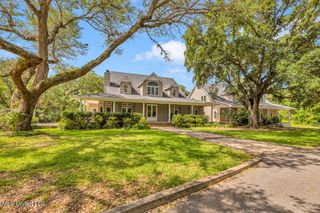 24071 Cuevas Delisle Road, (A), Pass Christian, MS 39571