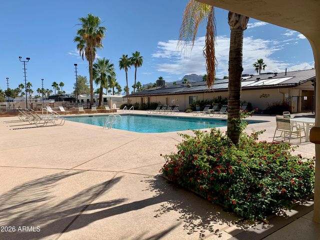 264 CINNABAR Drive, Apache Junction, AZ 85119