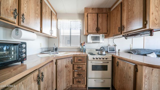 264 CINNABAR Drive, Apache Junction, AZ 85119