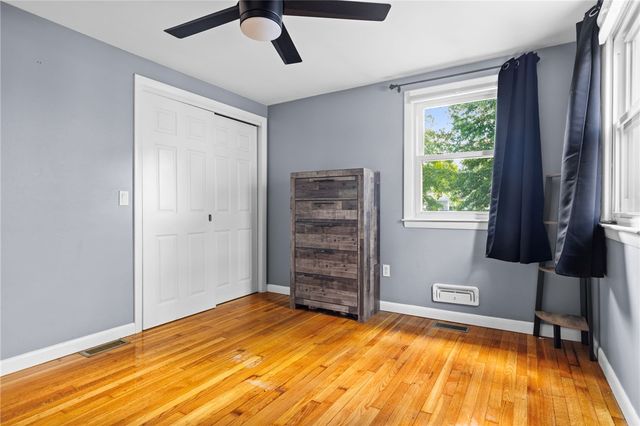 794 Main Avenue, Warwick, RI 02886