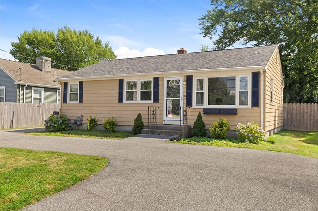 794 Main Avenue, Warwick, RI 02886