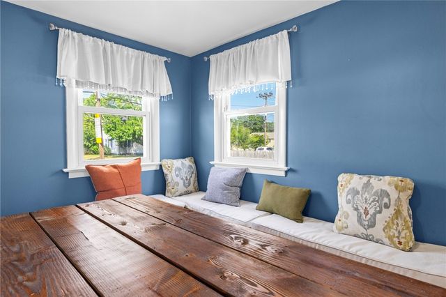 794 Main Avenue, Warwick, RI 02886