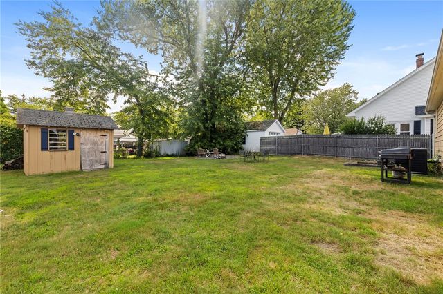 794 Main Avenue, Warwick, RI 02886