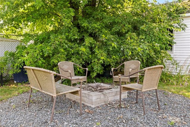 794 Main Avenue, Warwick, RI 02886