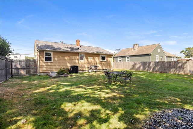 794 Main Avenue, Warwick, RI 02886