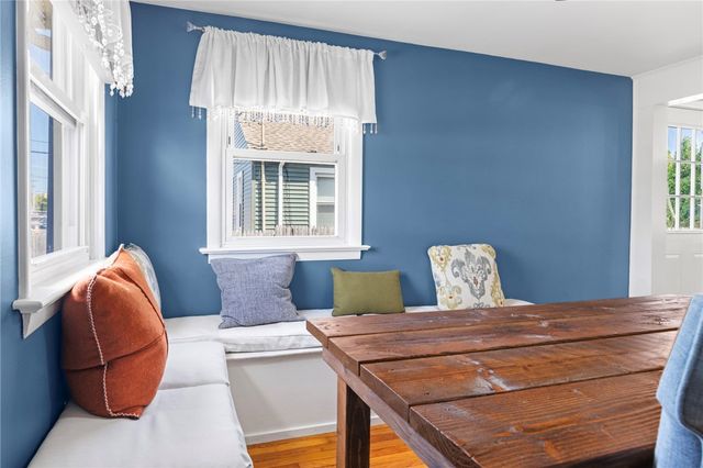 794 Main Avenue, Warwick, RI 02886