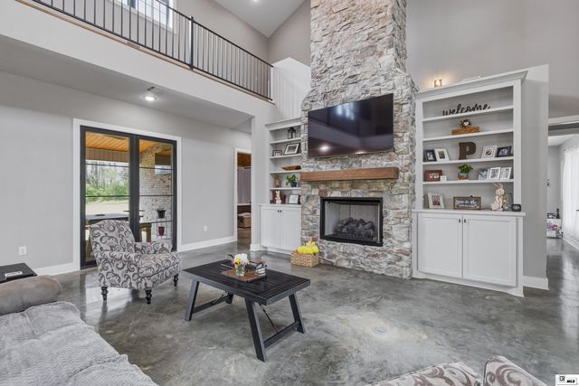 238 PUSS GREEN ROAD, Calhoun, LA 71225