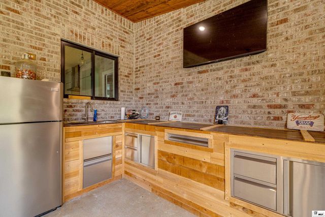 238 PUSS GREEN ROAD, Calhoun, LA 71225