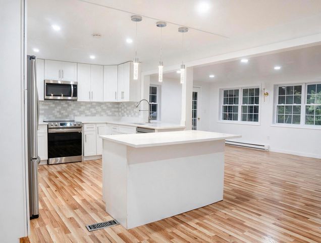 180 Back river Road, Bedford, NH 03110