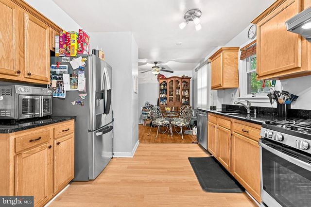 8408 CARROLLTON PKWY, Hyattsville, MD 20784