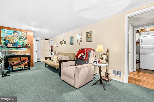 8408 CARROLLTON PKWY, Hyattsville, MD 20784