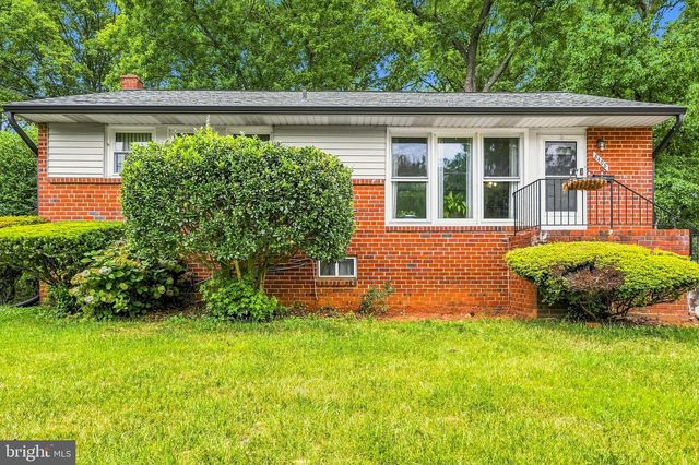8408 CARROLLTON PKWY, Hyattsville, MD 20784