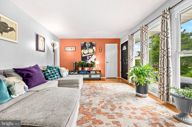 8408 CARROLLTON PKWY, Hyattsville, MD 20784