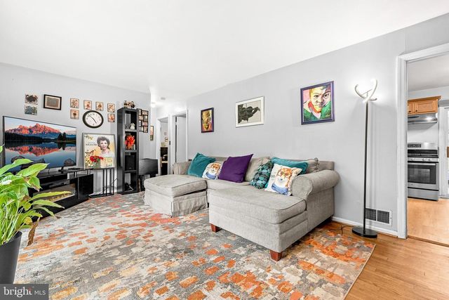 8408 CARROLLTON PKWY, Hyattsville, MD 20784