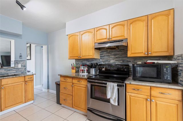 4908 HIGHLAND STREET S, St Petersburg, FL 33705