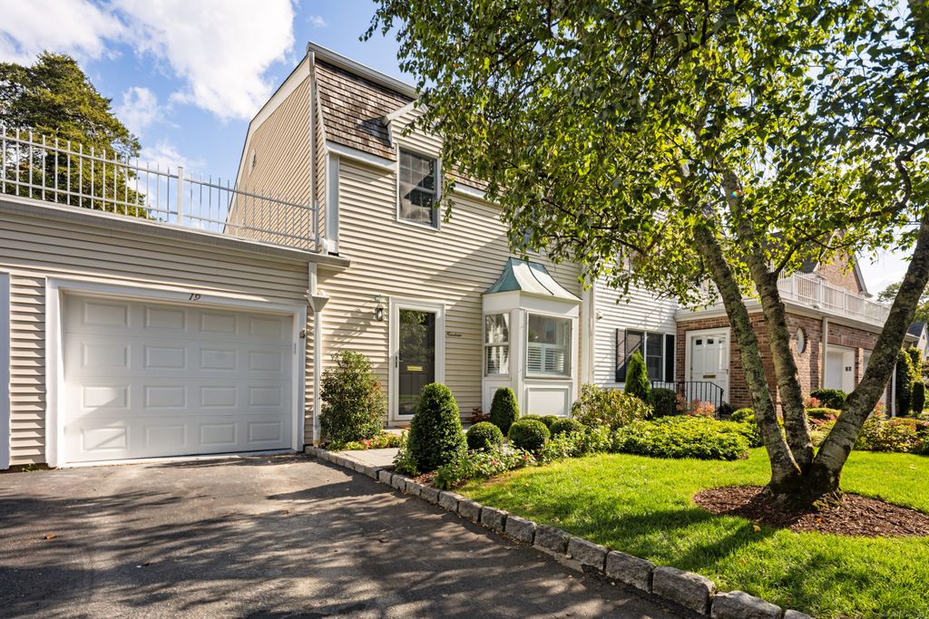 181 South Avenue 19, New Canaan, CT 06840