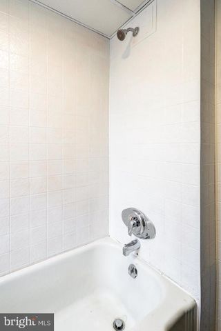 852 BLUNSTON ST, Columbia, PA 17512