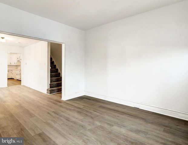 852 BLUNSTON ST, Columbia, PA 17512