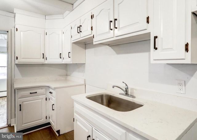 852 BLUNSTON ST, Columbia, PA 17512