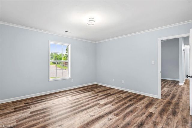 625 Rolling Green Drive, High Point, NC 27260