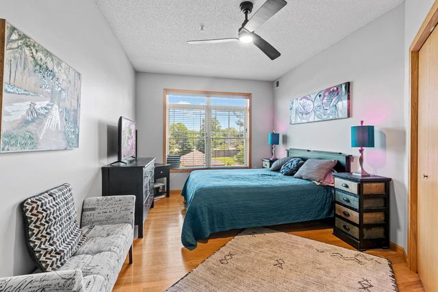 2530 E 34th Street 210, Minneapolis, MN 55406