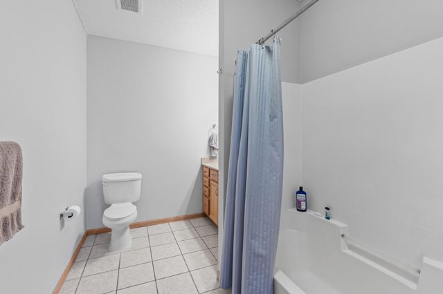 2530 E 34th Street 210, Minneapolis, MN 55406