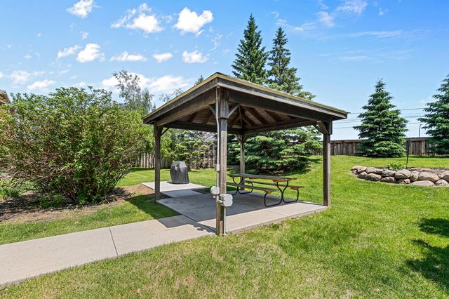 2530 E 34th Street 210, Minneapolis, MN 55406