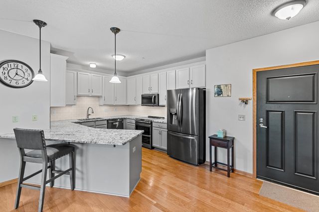 2530 E 34th Street 210, Minneapolis, MN 55406