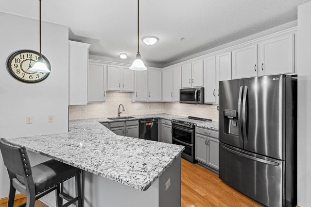 2530 E 34th Street 210, Minneapolis, MN 55406