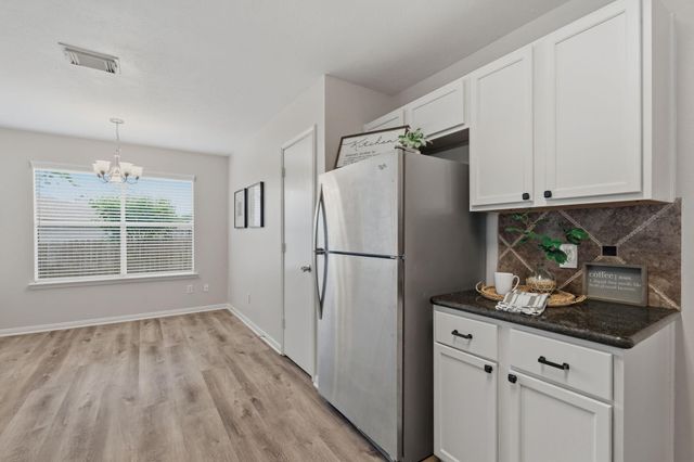 10478 Twin Circles Drive, Montgomery, TX 77356