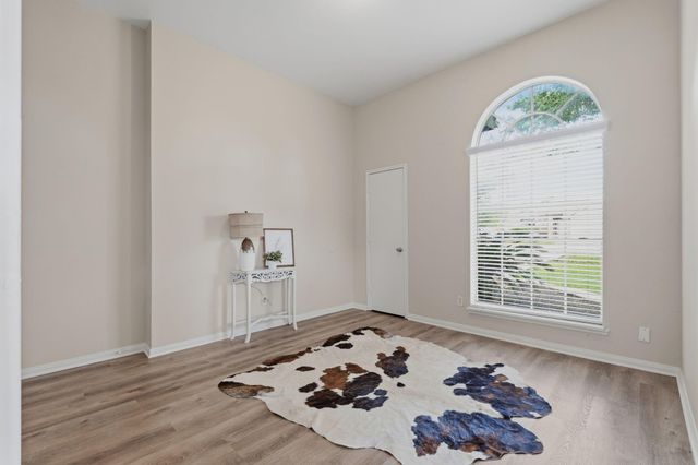 10478 Twin Circles Drive, Montgomery, TX 77356