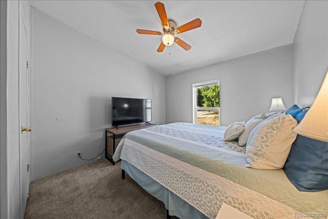 10540 Barron Circle, Longmont, CO 80504