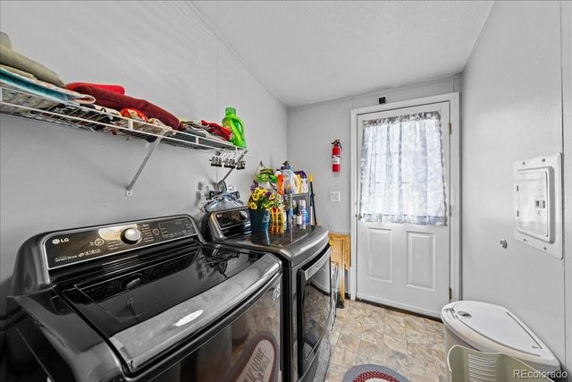 10540 Barron Circle, Longmont, CO 80504