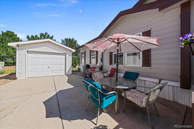 10540 Barron Circle, Longmont, CO 80504