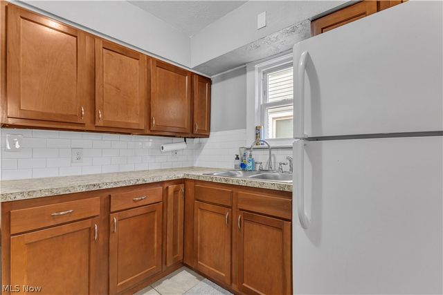 1238 Webb Road, Lakewood, OH 44107