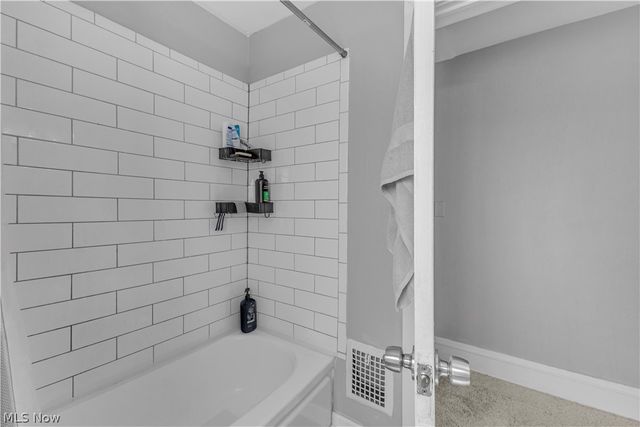 1238 Webb Road, Lakewood, OH 44107