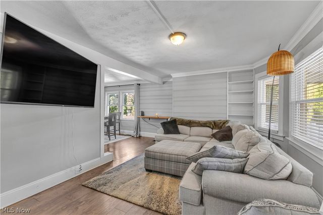 1238 Webb Road, Lakewood, OH 44107