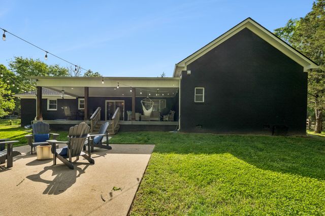 1006 John Wright Rd, Mount Juliet, TN 37122