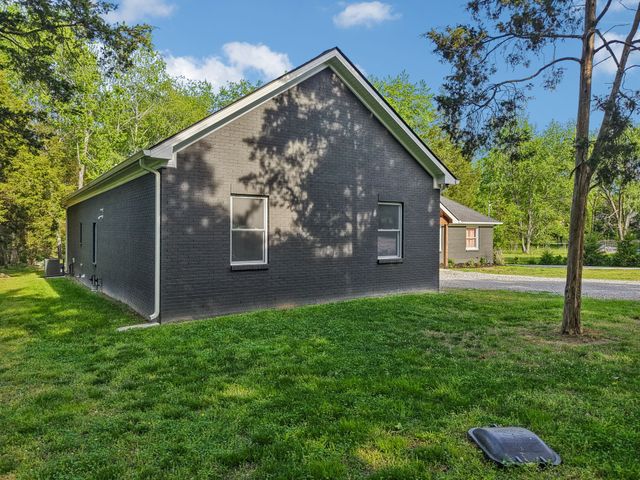 1006 John Wright Rd, Mount Juliet, TN 37122