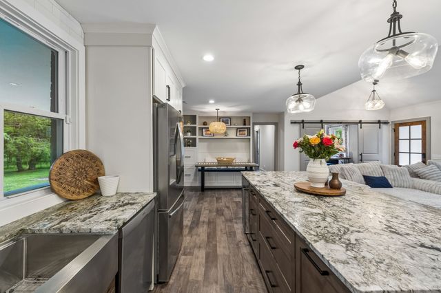 1006 John Wright Rd, Mount Juliet, TN 37122