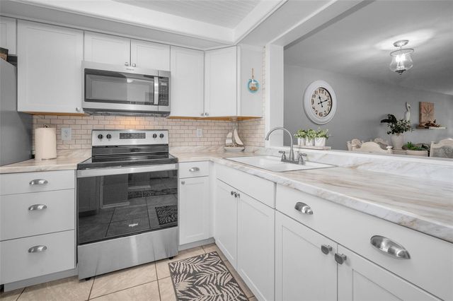 4224 RAX PLACE 4224, New Port Richey, FL 34652