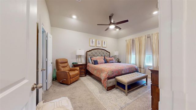 18906 Brego Lane, Tomball, TX 77377