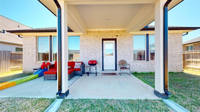 18906 Brego Lane, Tomball, TX 77377